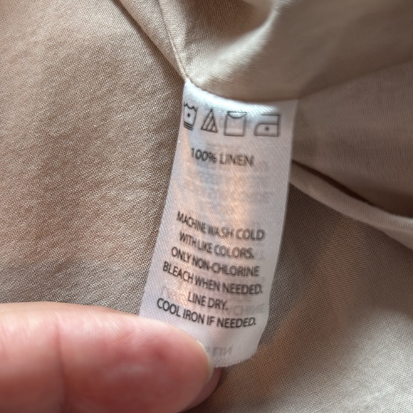 Linen Square Neck Tank Top - Picture 4 of 4